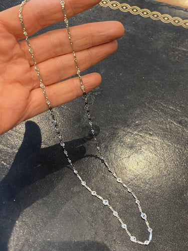 Collier or jaune vers 1950 avec 4 carats de diamants