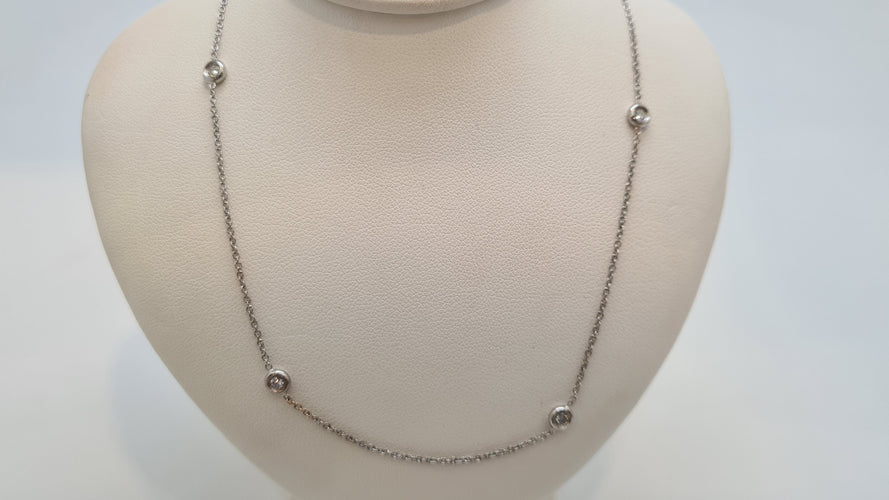 Collier Collier en Or blanc 18 carats sertie de diamants naturels 58 Facettes