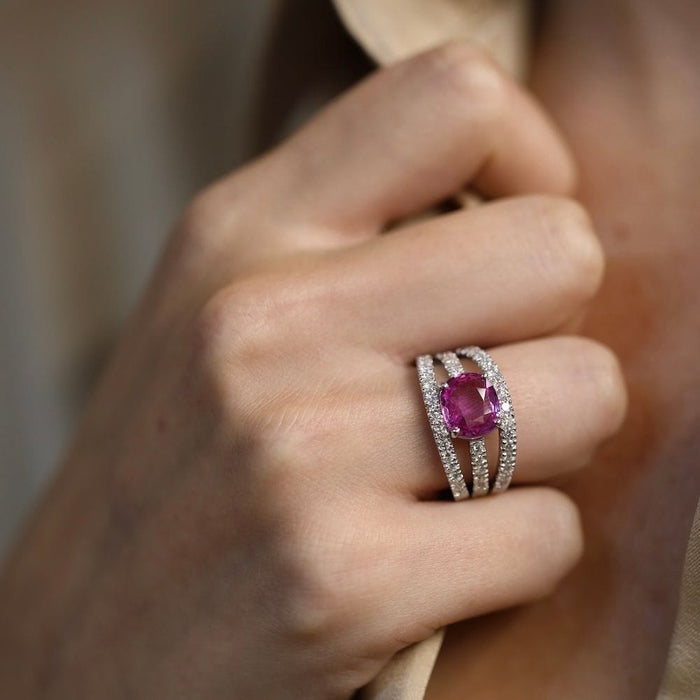 Bague 54 Bague or blanc avec saphir rose et diamant brillants 58 Facettes