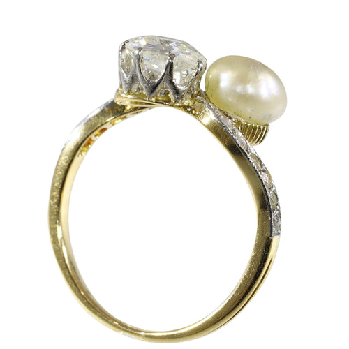 Amour historique : une bague Toi et Moi de 1900