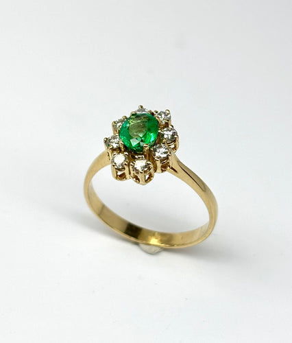 Bague 55.5 Bague rosette contemporaine en or jaune avec une émeraude de 0,6 ct AA+ et des diamants de 0,32 ct 58 Facettes E37