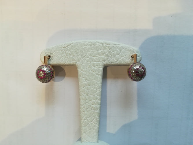 Boucles d'oreilles Paire de Boucles d'Oreilles Dormeuses Or Rose, Rubis de Synthèse 58 Facettes