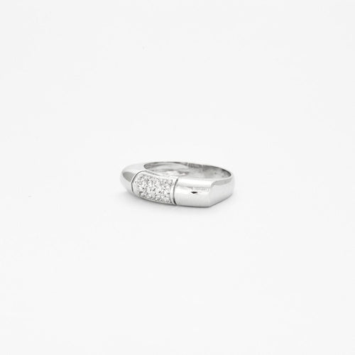 Bague 54 Bague en or blanc et pavée de diamants 58 Facettes 2521