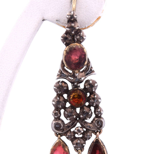 Boucles d'oreilles Boucles d'oreilles catalanes anciennes en or jaune et argent avec grenats naturels 58 Facettes OR86