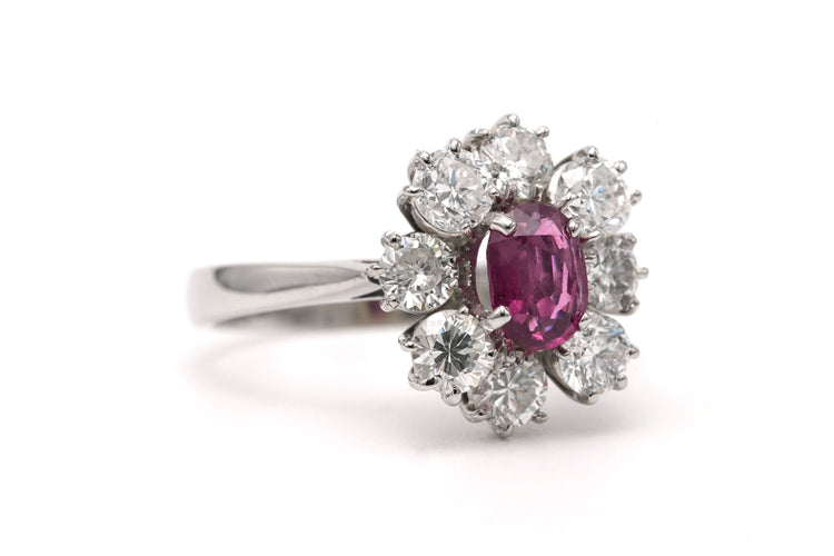 Bague 54 Bague contemporaine sertie d’un saphir rose en or blanc et diamants 58 Facettes 23282