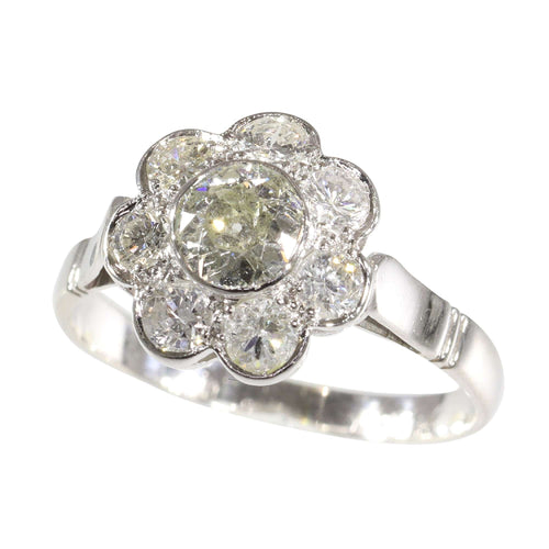 Bague 55 Une étincelle du passé : une bague de fiançailles vintage en diamant des années 50 58 Facettes 17185-0383