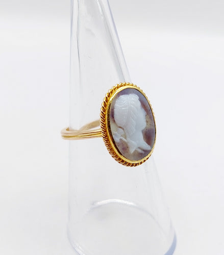 Bague 51 Bague antique or jaune 14k camée sur agate 58 Facettes A06168