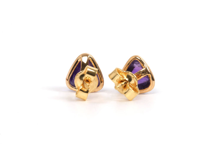 Boucles d'oreilles Boucles d'oreilles contemporaines en or jaune 18 carats serties d'améthystes 58 Facettes 21831