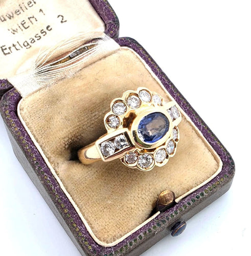 Bague 55 Bague en or jaune des années 1950 avec saphir et diamants 58 Facettes
