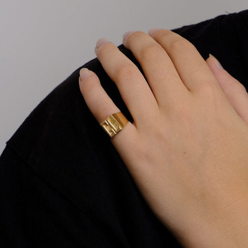 Bague 46 Chevalière en Or jaune 58 Facettes