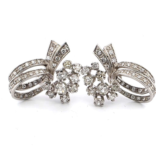 Boucles d'oreilles Superbes boucles d'oreilles en platine avec diamants 58 Facettes