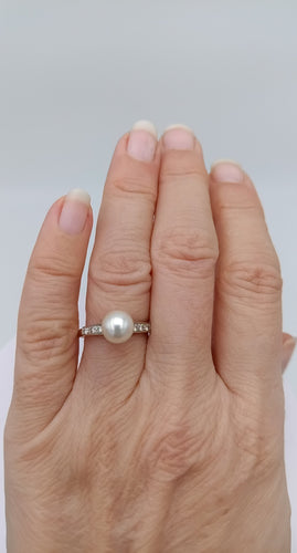 Bague 55 Bague vintage - Bague en or gris 18k, perle de culture et diamants 58 Facettes