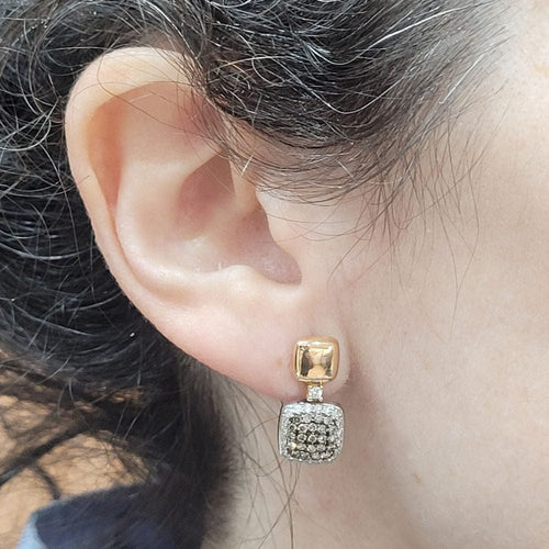 Boucles d'oreilles Boucles d'oreilles en or rose et or blanc 18 carats serties de diamants 58 Facettes Pe817