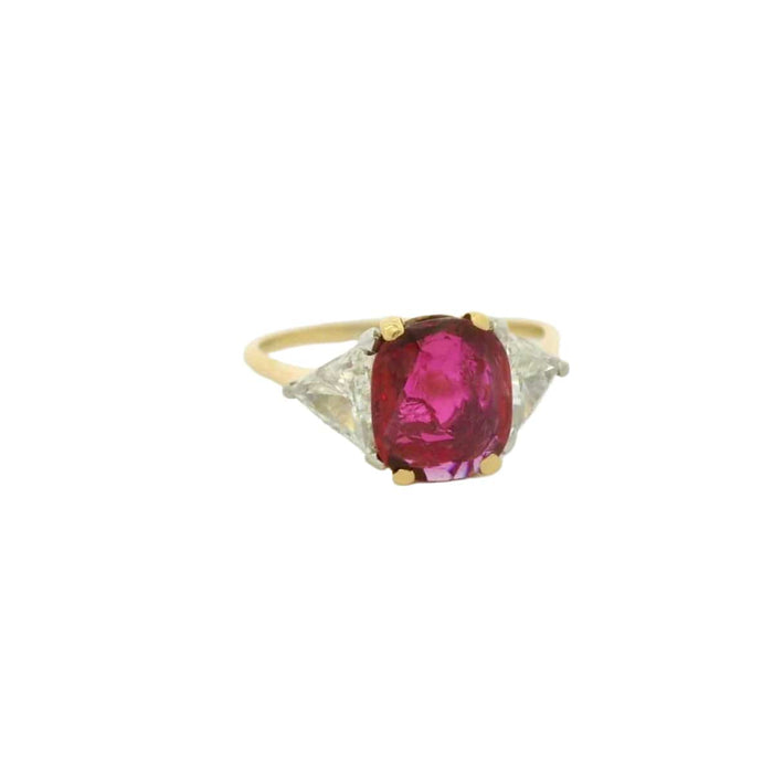 Bague 51 Bague or jaune, rubis et diamants. 58 Facettes