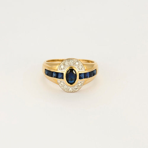 Bague 53 Bague vintage en or jaune et saphirs. 58 Facettes