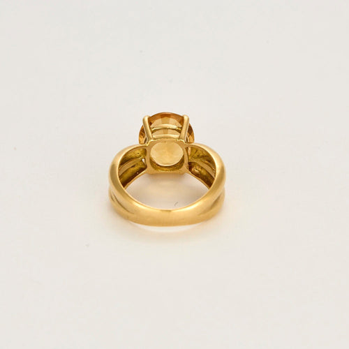 Bague en or jaune et citrine