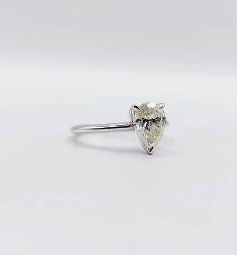 Bague 48.5 Bague solitaire or blanc et diamant Fancy Light Yellow, certificat AIG 58 Facettes A05697