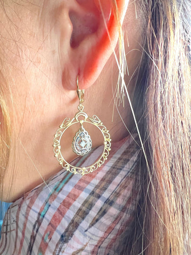 Boucles d'oreilles Boucles d'oreilles orientales pendantes deux ors, diamants 58 Facettes 1748