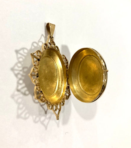 Pendentif Pendentif porte-souvenir ancien or jaune 58 Facettes