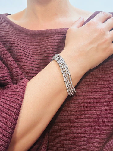 Bracelet Bracelet de type Rivière à 4 fils en or blanc et brillants 58 Facettes 258991