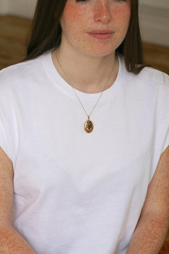 Pendentif Médaillon ouvrant ovale « Recuerdo » en or jaune 18k et émail 58 Facettes