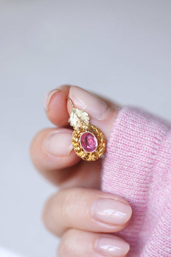 Boucles d'oreilles Boucle d’oreille unique à décor végétal en or jaune 18k et pierre rose 58 Facettes