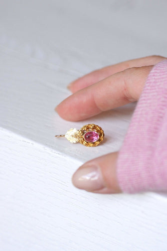 Boucles d'oreilles Boucle d’oreille unique à décor végétal en or jaune 18k et pierre rose 58 Facettes