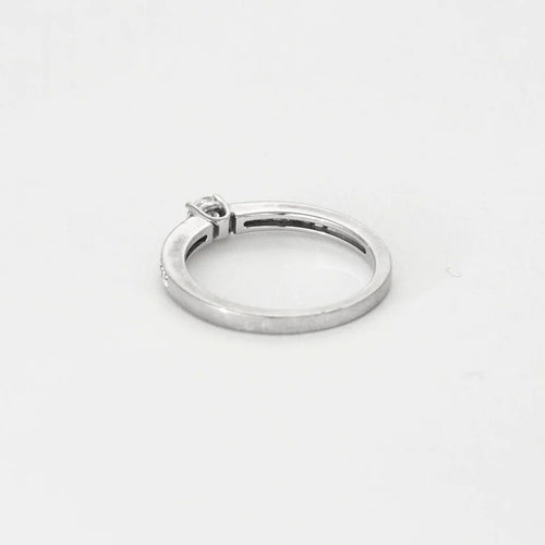 Bague 52.5 Bague solitaire en or blanc 18K avec diamants (0,28 ct) 58 Facettes 58FC155