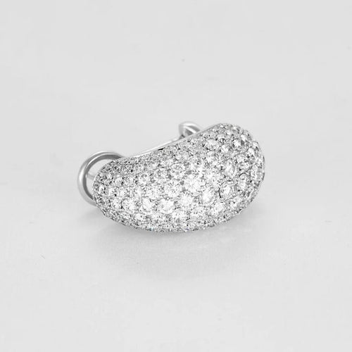 Boucles d'oreilles Demi-créoles - Boucles d’oreilles pavées de diamants en or blanc 18K 58 Facettes 58FC140
