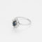 Bague 60.5 Bague marguerite en or blanc 18 carats, saphir 0,45 ct et diamants 58 Facettes 58FC103