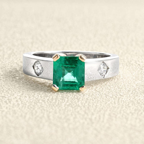 Bague 54 Bague en or gris et jaune avec émeraude de Colombie et diamants 58 Facettes OC-61300089