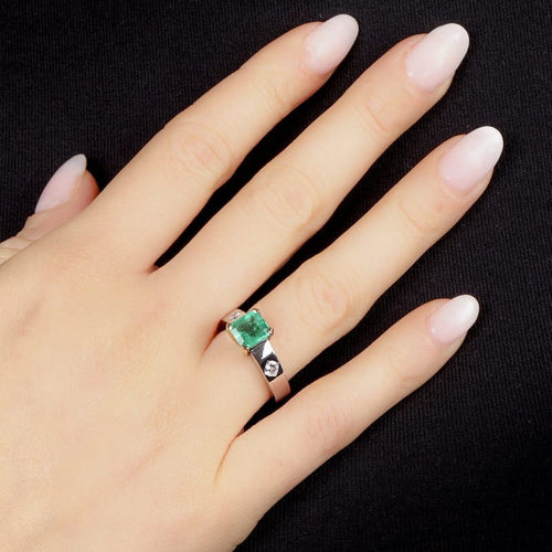 Bague 54 Bague en or gris et jaune avec émeraude de Colombie et diamants 58 Facettes OC-61300089