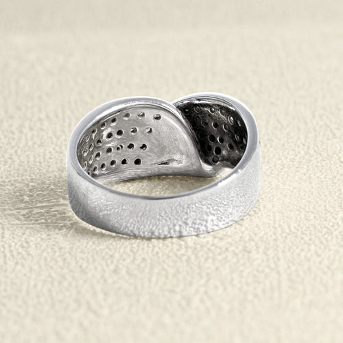 Bague 58 Bague en or gris 750 et diamants 58 Facettes 61E00491