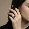 bague-grille-or-gris-et-saphir.jpg