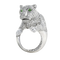 Bague Lionceau en or blanc, diamants et émeraudes