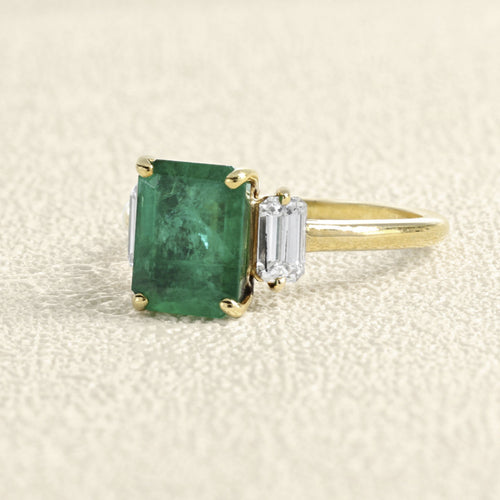 Bague 51 Bague - Émeraude et diamants en or jaune 58 Facettes 61300066