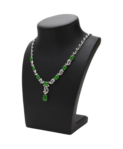 Collier Chow Tai Fook - Collier Jade Merveille de Chine en or blanc diamants 58 Facettes BO220328/MERVEILLEDEHONGKONGCHOWTAIFOOK