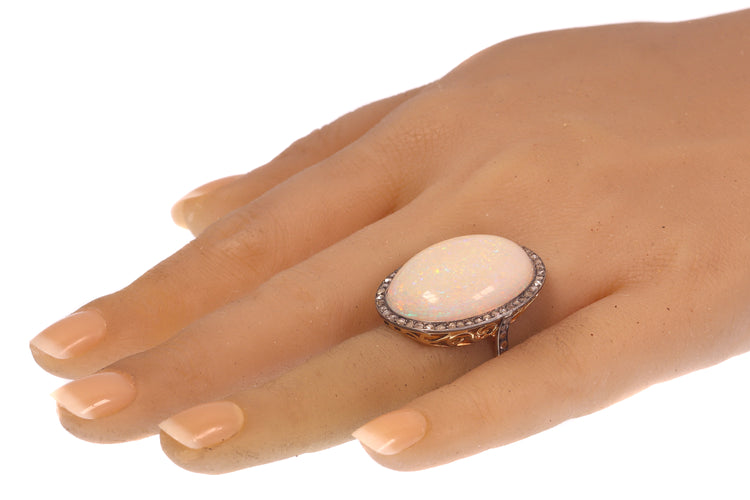 Bague 58 Bague victorienne en or jaune 18k, argent, opale et diamants 58 Facettes 21224-0615