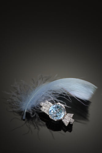 25115-0286.p01_1950s Platinum Brooch with Blue Zircon   Refined Mid-Century Geometry-en.jpg