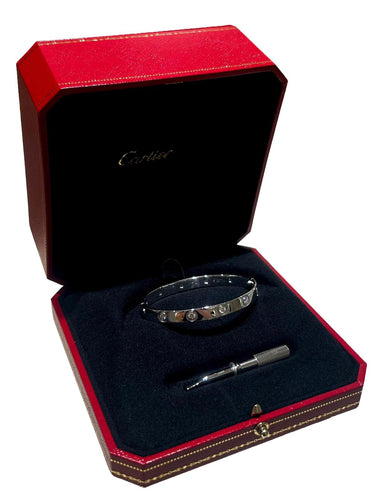 Bracelet Cartier Love - Bracelet jonc en or blanc serti de diamants 58 Facettes 2873481RV