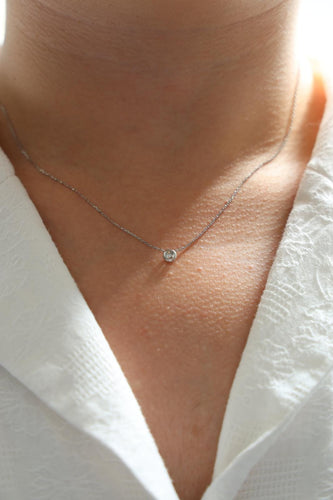 Collier Collier en or blanc 18 carats avec diamant taille brillant 58 Facettes 579048RV