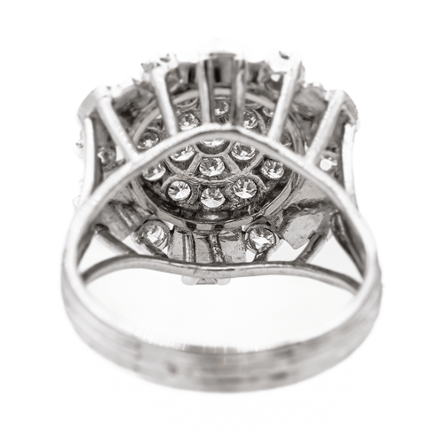 Bague 58 Bague cocktail en or blanc 18 carats pavée de diamants 58 Facettes 3148551CN