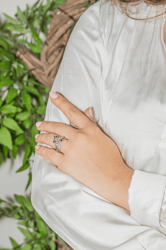 Bague 55 Bague en or blanc 18 carats pavée de saphirs et diamants 58 Facettes 3230381CN