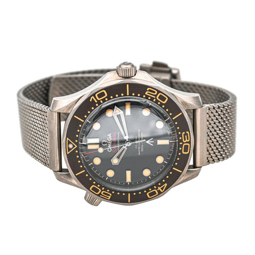 Montre Omega Seamaster Diver 300M 007 - Montre en titane 58 Facettes 4823353RV