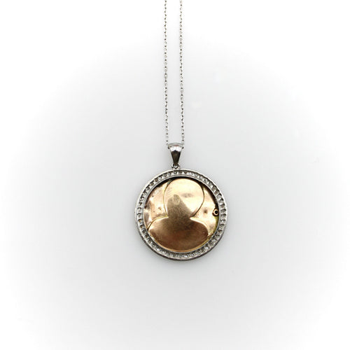 Pendentif Médaillon portrait miniature victorien en or 14K, émail et diamants 58 Facettes