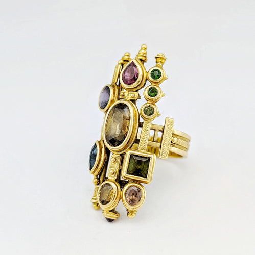 Bague 53 Bague architecturale en or jaune 18 carats et pierres fines polychromes 58 Facettes 34550
