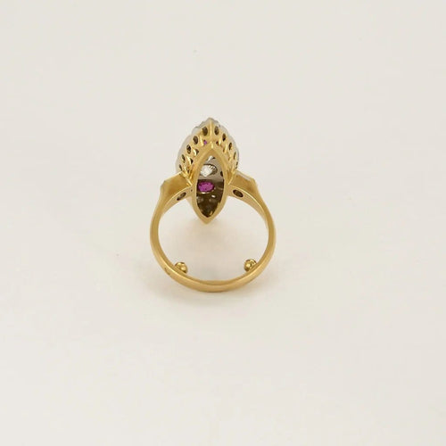 Bague 42.5 Bague marquise en or jaune et or blanc 18K avec diamants et saphirs roses 58 Facettes HOU5528