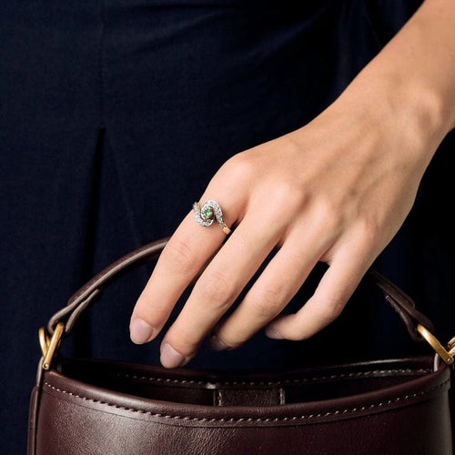 Bague 56.5 Bague en or jaune et gris 18K avec topaze et diamants 58 Facettes ROD3526