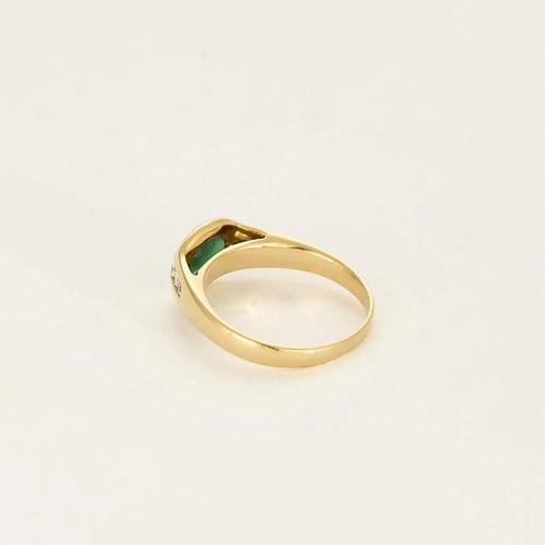 Bague 50.5 Bague en or jaune 18K avec émeraude 0,45 ct et diamants 58 Facettes COMP0989