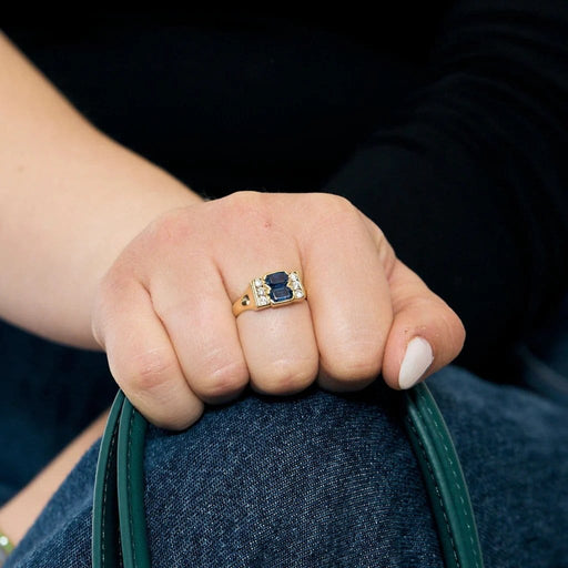 Bague 54 Bague en or jaune 18K - Saphirs et diamants 58 Facettes SMA0067